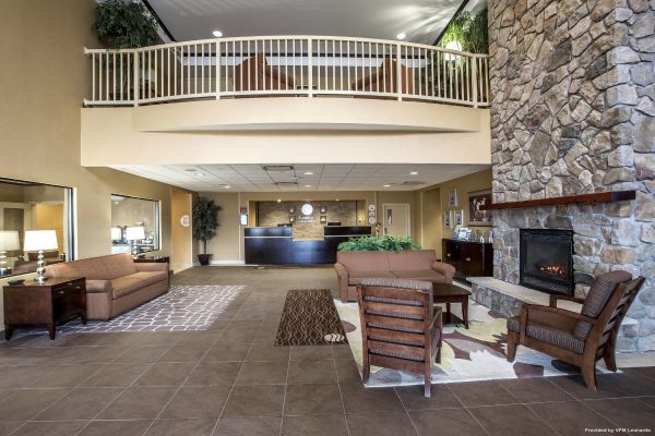 Comfort Inn & Suites adj to Akwesasne Mohawk Casino (Hogansburg)